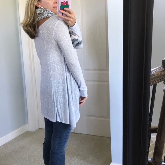 🌻1 SIZE SM🌻Light Blue Long Sleeve Tunic - Picture 4 of 8